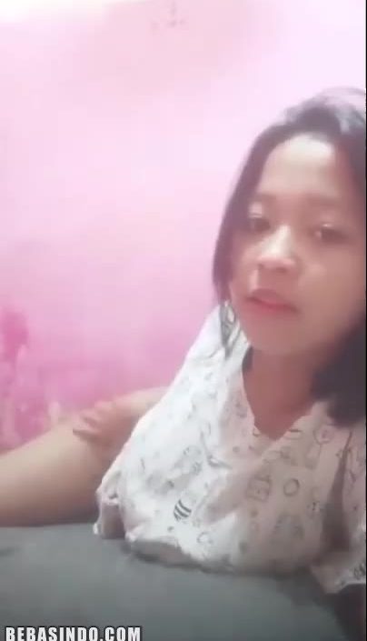 Bokep Indo Rara Nadifa Gadis ABG Viral Doyan Remas susu