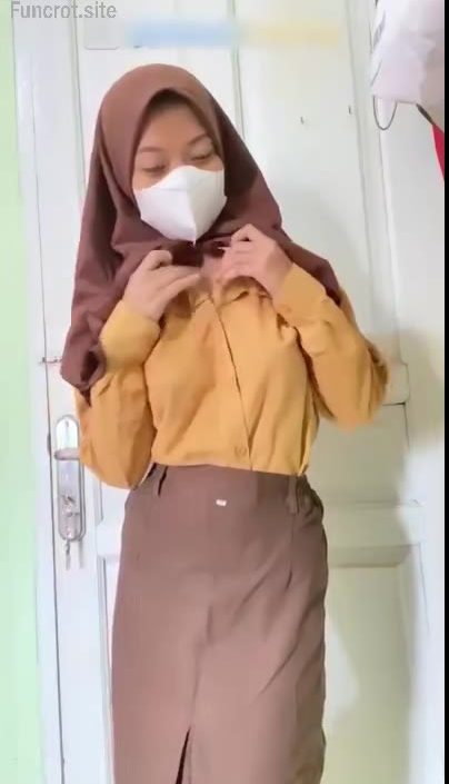 Bokep Indo Hijab - Abg Sma Sange Pamer Body Mulus Part 1