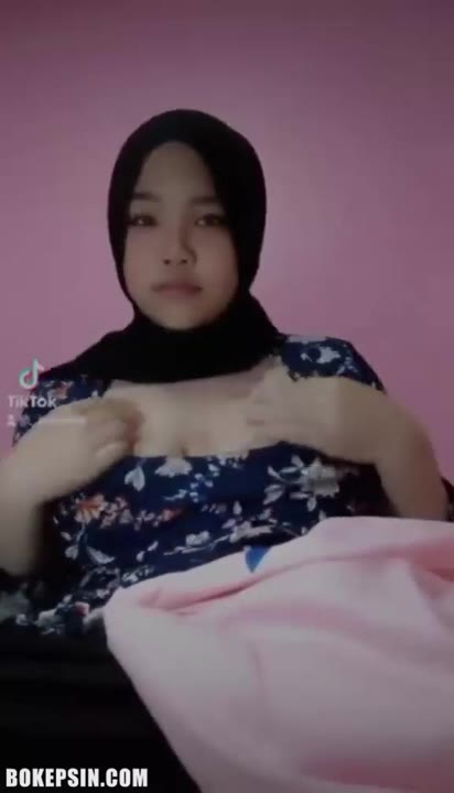 Bokep Indo Ukhti ABG Tapi Toketnya Jumbo Brutal