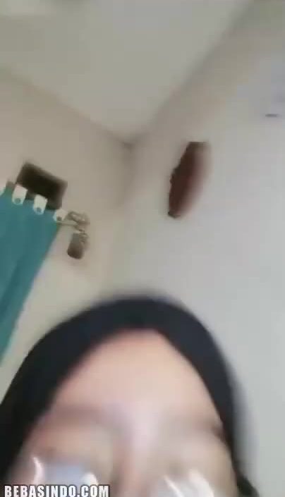 Bokep Indo Remaja Hijab Cantik Toket Pepaya - BBW